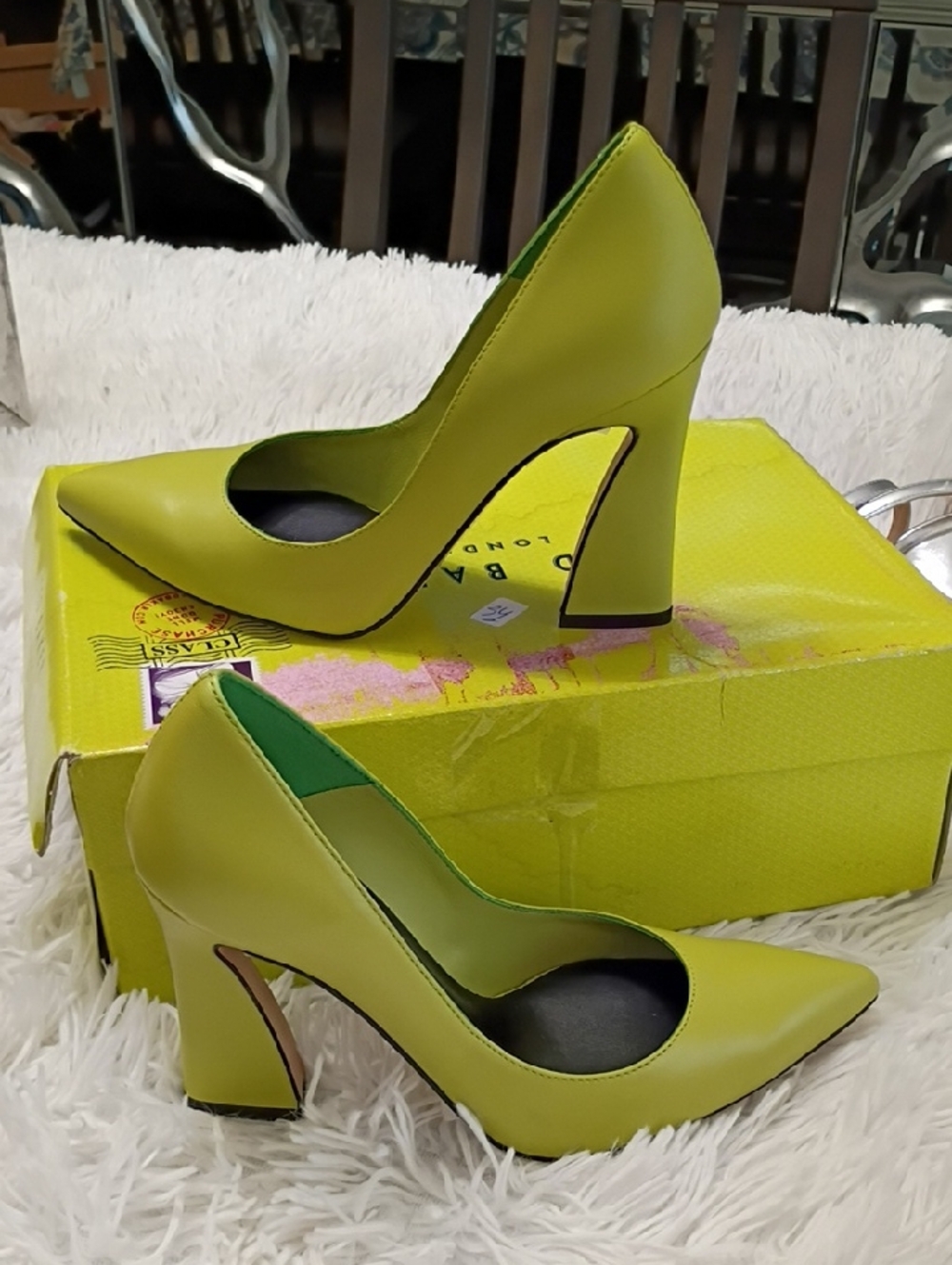 New Ted Baker Teyma Bright Green Leather Upper Pump Flared Heels SZ 6.5/EU 36.5
